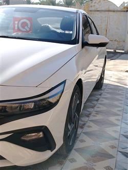هیوندای ئەلەنترا